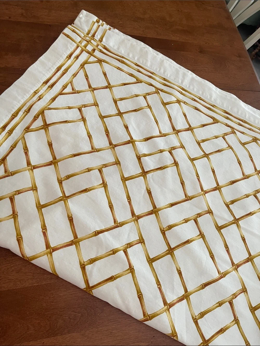Williams Sonoma Cream and Gold Bamboo Trellis Tablecloth 70 x 108 Inches
